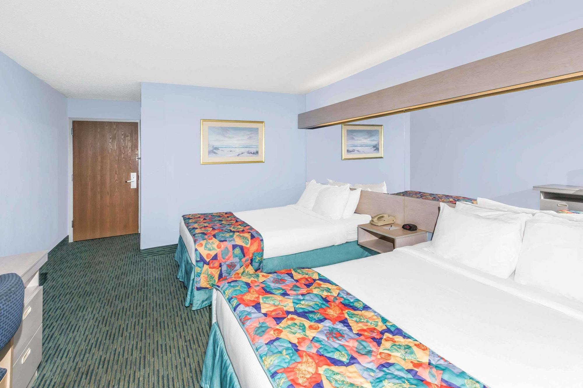 Microtel Inn & Suites By Wyndham Каролина-бич Экстерьер фото