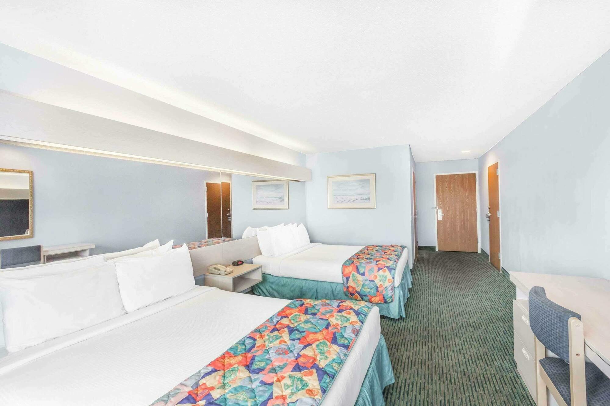 Microtel Inn & Suites By Wyndham Каролина-бич Экстерьер фото